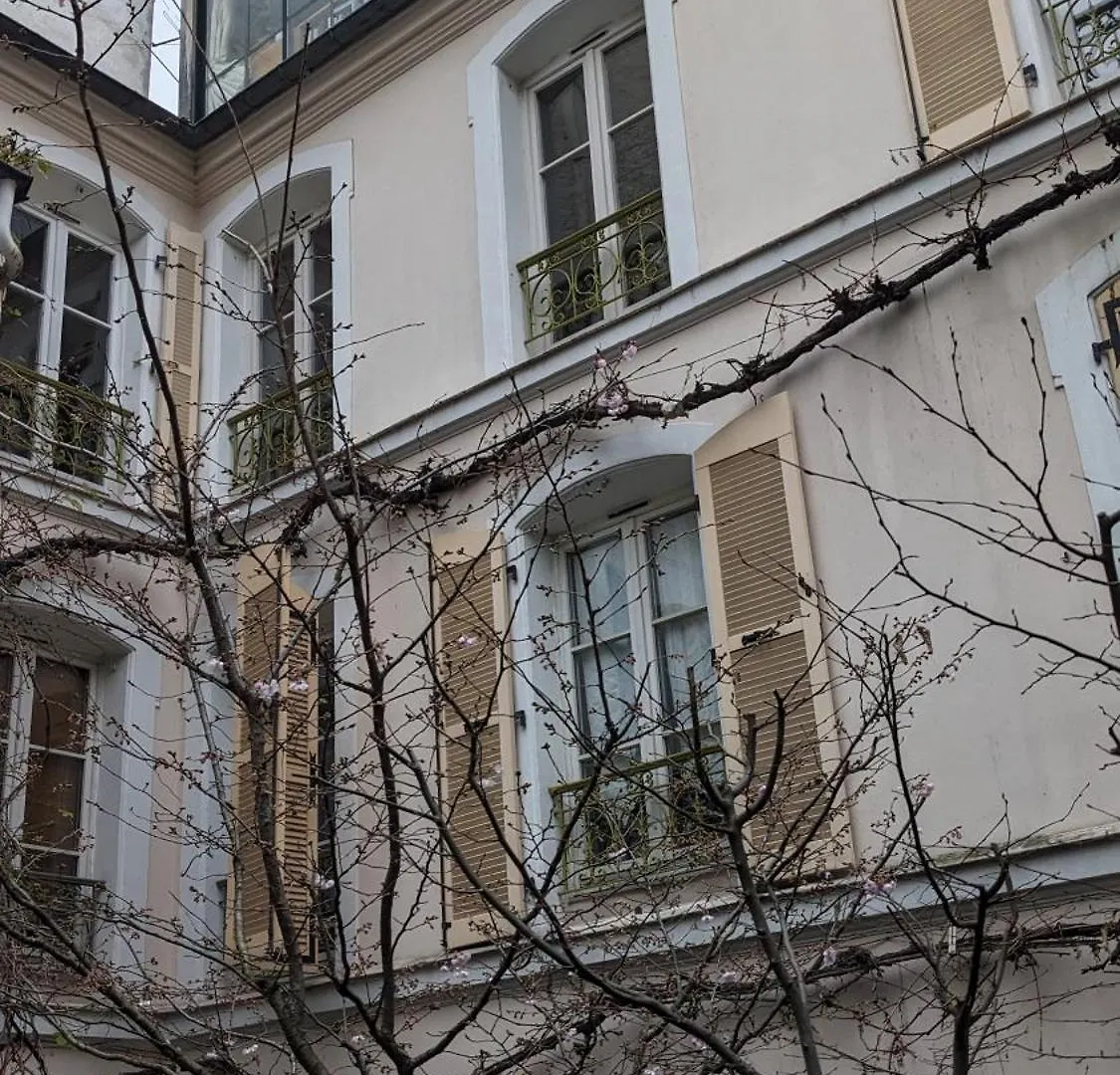 Chambres D'Hotes Calmes Sur Jardin Paris Batignolles 法国