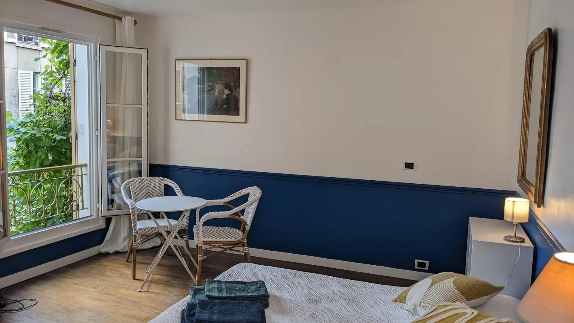 Chambres D'Hotes Calmes Sur Jardin Paris Batignolles 招待所