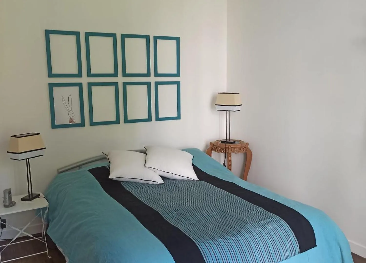 Chambres D'Hotes Calmes Sur Jardin Paris Batignolles
